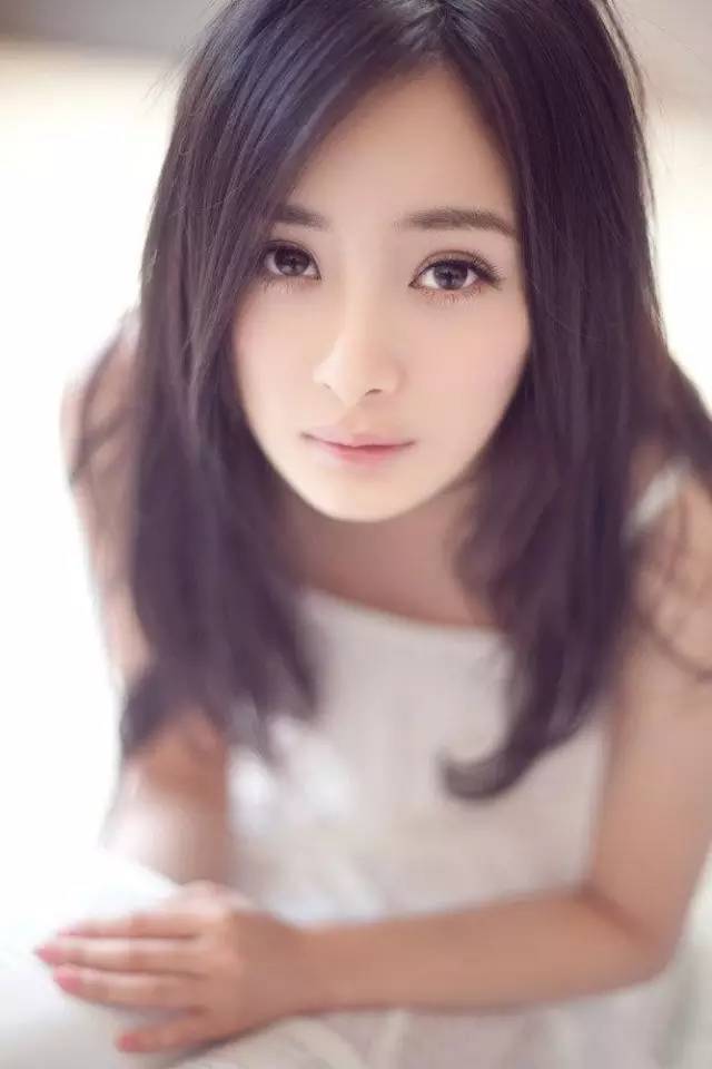 96间房主跳舞 香烟情事
